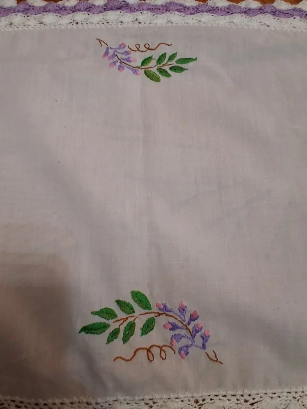 Embroidered Table Runner/Purple Floral/Leaves